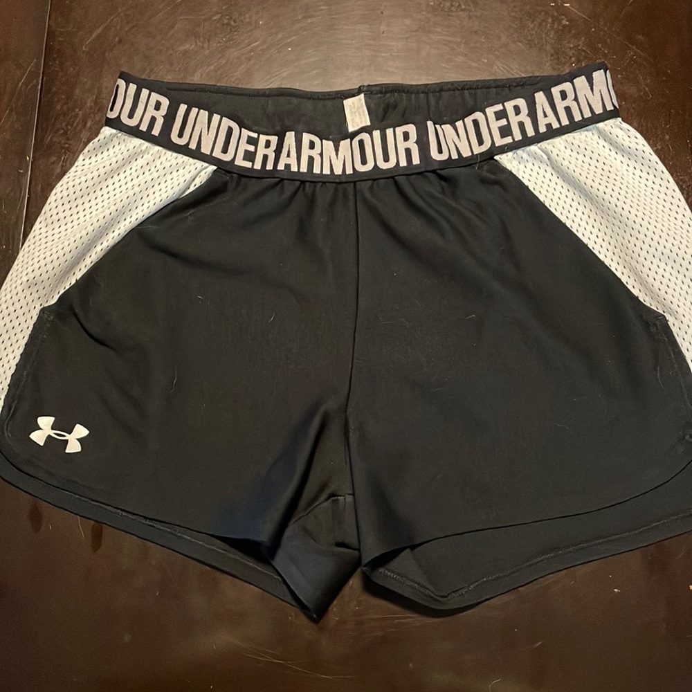SMALL Under Armour Black Running Shorts / great condition